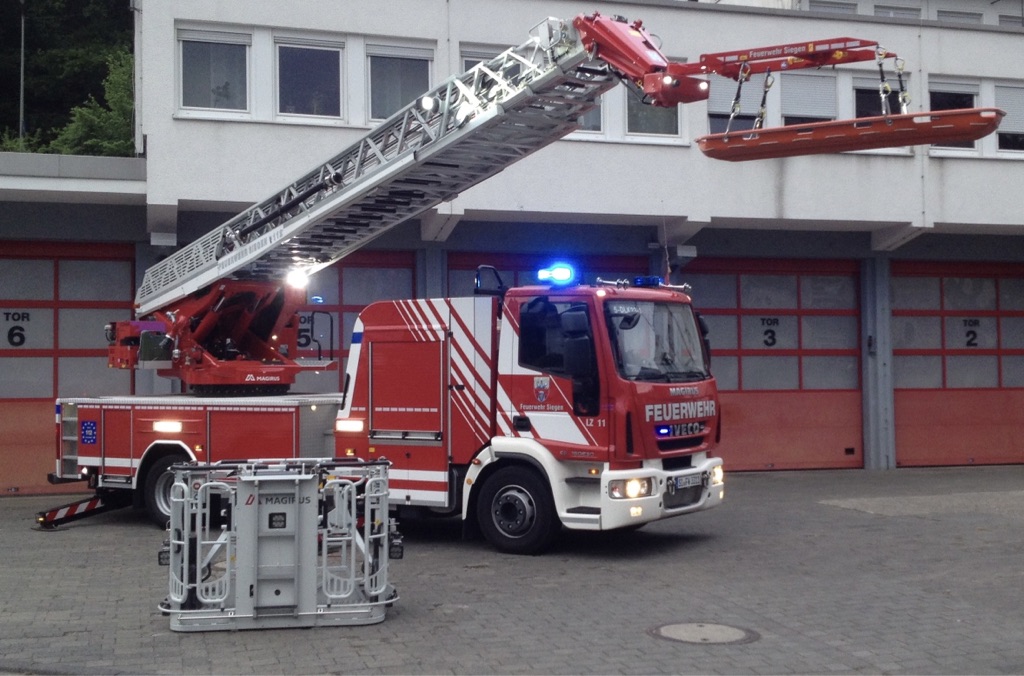 Feuerwehr Siegen DLK 23/12 Eiserfeld